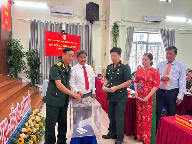 Hội Cựu chiến binh phường Phú Thạnh: Đoàn kết, kỷ cương, gương mẫu, đổi mới, phát triển- Ảnh 2. Hội Cựu chiến binh phường Phú Thạnh: Đoàn kết, kỷ cương, gương mẫu, đổi mới, phát triển- Ảnh 2.