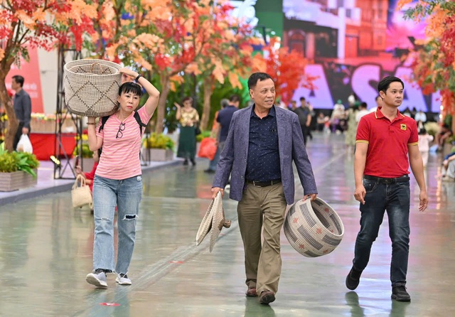 Hội chợ Mùa Thu 2025: Nơi hàng hóa xứ Thanh vươn tầm- Ảnh 7. Hội chợ Mùa Thu 2025: Nơi hàng hóa xứ Thanh vươn tầm- Ảnh 7.