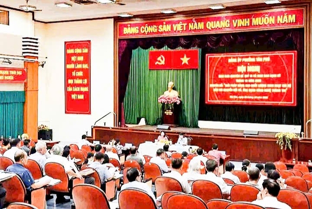 Phường Tân Phú, TP. Hồ Chí Minh: Nâng cao chất lượng sinh hoạt chi bộ gắn với chuyển đổi số- Ảnh 1. Phường Tân Phú, TP. Hồ Chí Minh: Nâng cao chất lượng sinh hoạt chi bộ gắn với chuyển đổi số- Ảnh 1.