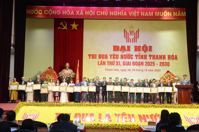 Thi đua là yêu nước – Động lực đưa Thanh Hóa bứt phá trong thời kỳ mới- Ảnh 9. Thi đua là yêu nước – Động lực đưa Thanh Hóa bứt phá trong thời kỳ mới- Ảnh 9.