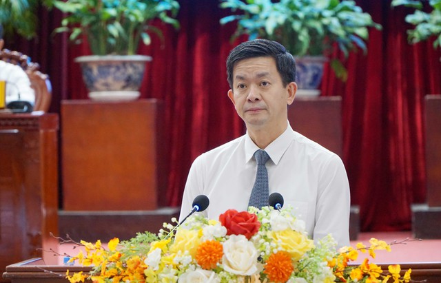 Ông Trương Cảnh Tuyên được bầu làm Chủ tịch UBND TP Cần Thơ- Ảnh 3.