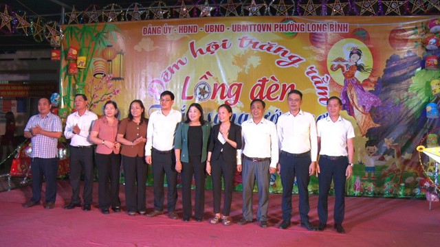 Phường Long Bình tổ chức Tết Trung thu cho thiếu nhi- Ảnh 1. Phường Long Bình tổ chức Tết Trung thu cho thiếu nhi- Ảnh 1.