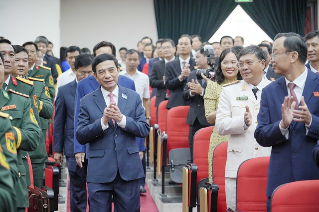 Xây dựng “Một An Giang - Một tầm nhìn - Một ý chí - Một niềm tin thắng lợi”- Ảnh 2.