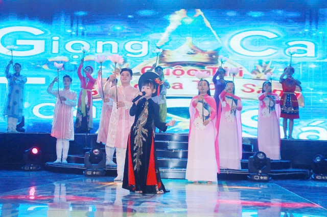 “Giọng ca Toả sáng 2025”: Chắp cánh ước mơ cho các giọng ca triển vọng- Ảnh 2. “Giọng ca Toả sáng 2025”: Chắp cánh ước mơ cho các giọng ca triển vọng- Ảnh 2.