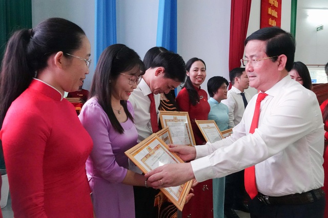 Trường Chính trị TP Cần Thơ bế giảng các lớp Trung cấp lý luận chính trị- Ảnh 3. Trường Chính trị TP Cần Thơ bế giảng các lớp Trung cấp lý luận chính trị- Ảnh 3.