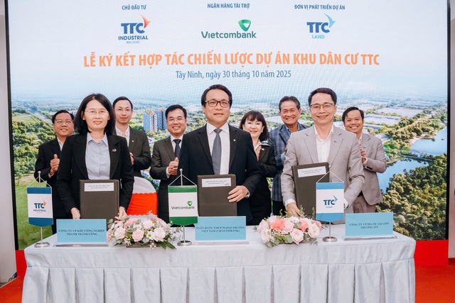 TTC Land và TTC IZ ký thỏa thuận hợp tác chiến lược phát triển khu dân cư hơn 42ha tại Tây Ninh- Ảnh 2. TTC Land và TTC IZ ký thỏa thuận hợp tác chiến lược phát triển khu dân cư hơn 42ha tại Tây Ninh- Ảnh 2.