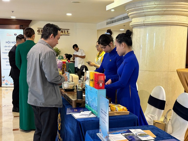 TP.HCM: Tăng cường liên kết phát triển du lịch y tế với các tỉnh, thành ĐBSCL và Đông Nam Bộ- Ảnh 4. TP.HCM: Tăng cường liên kết phát triển du lịch y tế với các tỉnh, thành ĐBSCL và Đông Nam Bộ- Ảnh 4.