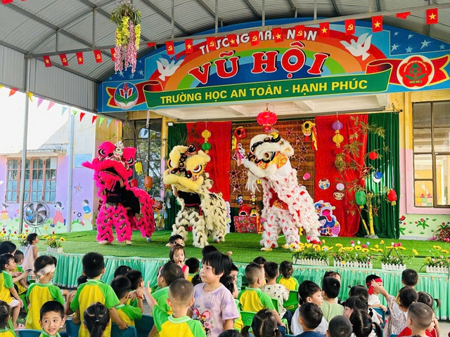 Độc đáo múa lân, lưu giữ nét đẹp mùa trăng tròn- Ảnh 2.