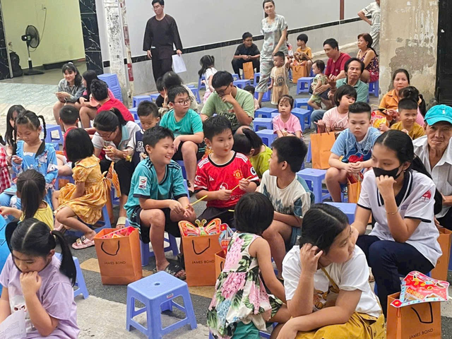 TP.HCM: Phường Phú Thạnh tổ chức Đêm hội Trăng rằm 2025- Ảnh 1.