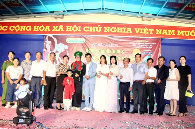 Cà Mau: Thắp sáng mùa trăng đoàn viên tại xã Hưng Hội- Ảnh 2.