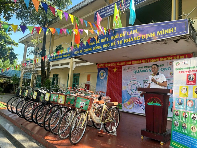 QNG và hành trình 10 năm trao yêu thương- Ảnh 1.