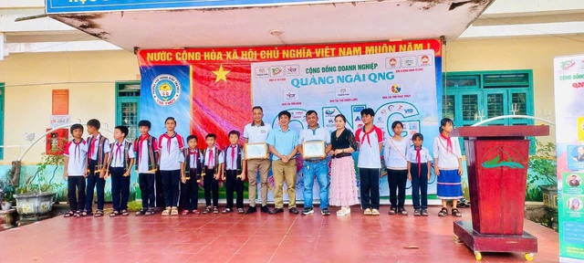 QNG và hành trình 10 năm trao yêu thương- Ảnh 4.