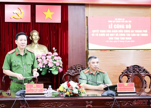 Công an TP Cần Thơ: Công bố Quyết định về tổ chức bộ máy và cán bộ thuộc các trại tạm giam- Ảnh 3.