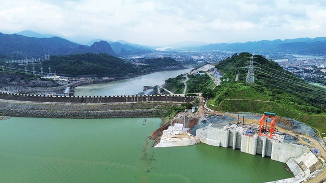 Nhà máy của Việt Nam được mệnh danh là "công trình thế kỷ" vừa có bước tiến mới: Tin vui ở thời khắc 10h18'- Ảnh 3. Nhà máy của Việt Nam được mệnh danh là "công trình thế kỷ" vừa có bước tiến mới: Tin vui ở thời khắc 10h18'- Ảnh 3.