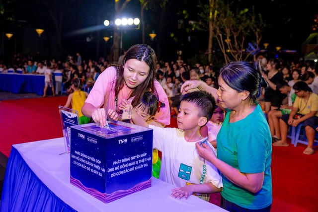 Những khoảnh khắc đoàn viên ấm áp mùa Trung thu 2025- Ảnh 9.