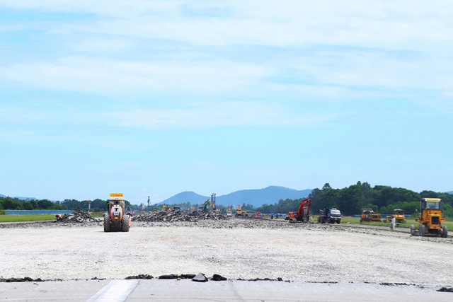 Mở rộng sân bay, đưa kinh tế Nghệ An cất cánh- Ảnh 2. Mở rộng sân bay, đưa kinh tế Nghệ An cất cánh- Ảnh 2.