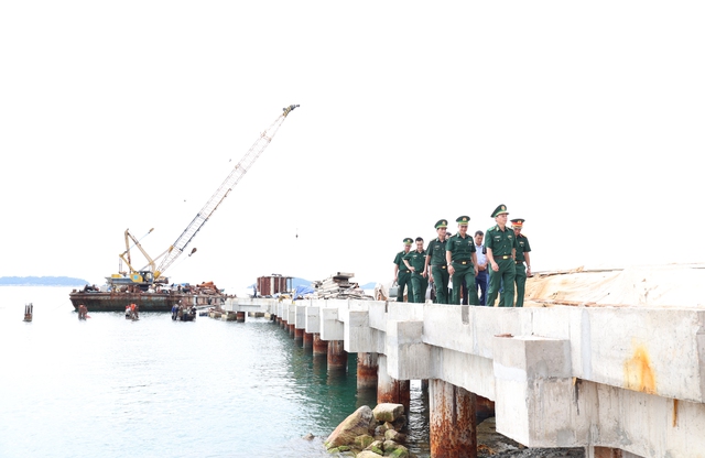 Bộ Tư lệnh BĐBP kiểm tra tại Đồn Biên phòng Nam Du- Ảnh 2.