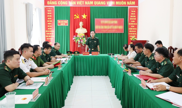 Bộ Tư lệnh BĐBP kiểm tra tại Đồn Biên phòng Nam Du- Ảnh 3.