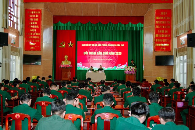 BĐBP TP Cần Thơ tổ chức đối thoại dân chủ với cán bộ, chiến sĩ năm 2025- Ảnh 1.