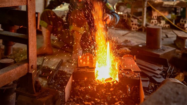 Làng nghề Thanh Hóa hồi sinh: Chuyển đổi số giúp làng nghề cổ vươn ra thế giới- Ảnh 1. Làng nghề Thanh Hóa hồi sinh: Chuyển đổi số giúp làng nghề cổ vươn ra thế giới- Ảnh 1.