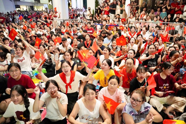 Hà Nội ghi dấu ấn đặc biệt trong chuỗi hoạt động kỷ niệm 80 năm Cách mạng Tháng Tám và Quốc khánh 2/9- Ảnh 2. Hà Nội ghi dấu ấn đặc biệt trong chuỗi hoạt động kỷ niệm 80 năm Cách mạng Tháng Tám và Quốc khánh 2/9- Ảnh 2.