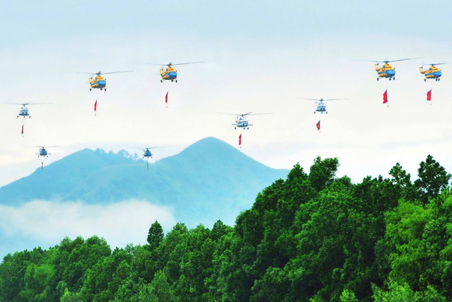 Triển lãm ảnh “Hà Nội trong tôi” năm 2025 với chủ đề: Hà Nội trong kỷ nguyên vươn mình- Ảnh 26. Triển lãm ảnh “Hà Nội trong tôi” năm 2025 với chủ đề: Hà Nội trong kỷ nguyên vươn mình- Ảnh 26.