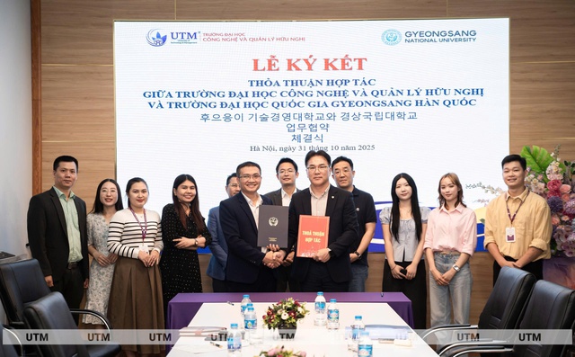 UTM và Đại học Quốc gia Gyeongsang (Hàn Quốc) ký kết thỏa thuận hợp tác: Mở rộng cơ hội học tập, nghiên cứu và trao đổi sinh viên- Ảnh 3. UTM và Đại học Quốc gia Gyeongsang (Hàn Quốc) ký kết thỏa thuận hợp tác: Mở rộng cơ hội học tập, nghiên cứu và trao đổi sinh viên- Ảnh 3.