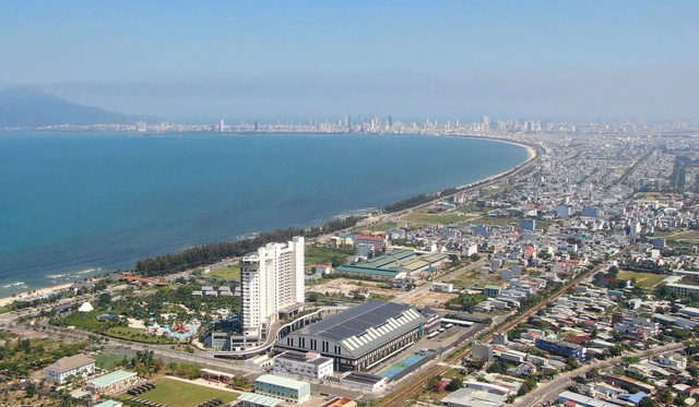 Đà Nẵng tổ chức tọa đàm “Định vị và phát triển Trung tâm tài chính quốc tế Việt Nam” vào ngày 6 và 7/11- Ảnh 1. Đà Nẵng tổ chức tọa đàm “Định vị và phát triển Trung tâm tài chính quốc tế Việt Nam” vào ngày 6 và 7/11- Ảnh 1.