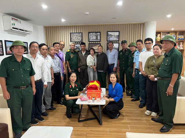 Hội Hỗ trợ gia đình Liệt sĩ Việt Nam: Đưa hài cốt Liệt sĩ Trịnh Xuân Nguyên về quê hương sau hơn nửa thế kỷ- Ảnh 4. Hội Hỗ trợ gia đình Liệt sĩ Việt Nam: Đưa hài cốt Liệt sĩ Trịnh Xuân Nguyên về quê hương sau hơn nửa thế kỷ- Ảnh 4.