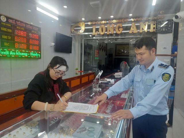 Thanh Hóa: Siết chặt quản lý thị trường dịp cuối năm- Ảnh 3.