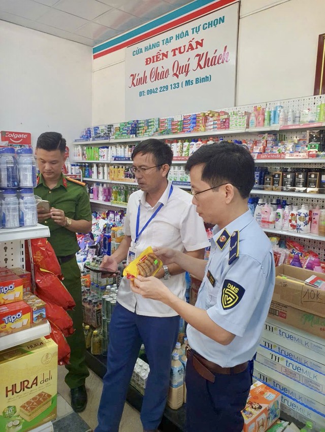 Thanh Hóa: Siết chặt quản lý thị trường dịp cuối năm- Ảnh 2.