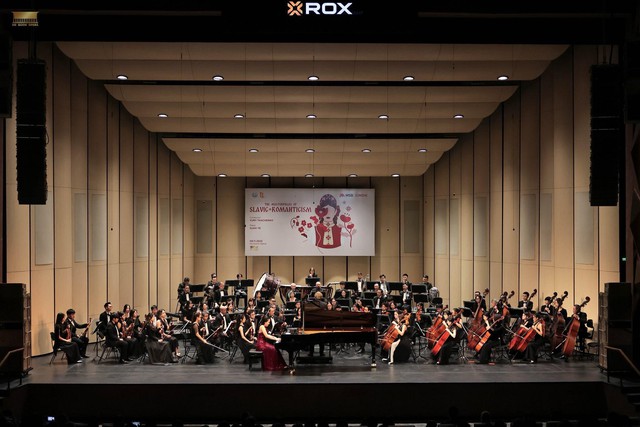 Pianist Suah Ye tái hiện hiệu ứng “chuông ngân” đặc trưng của Rachmaninov- Ảnh 1.