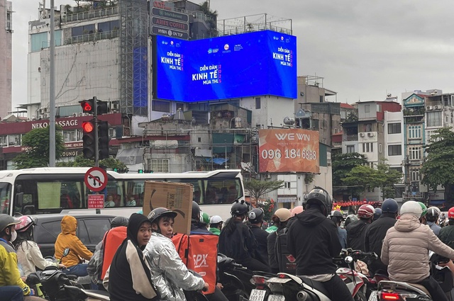 Diễn đàn Kinh tế mùa Thu năm 2025 - nơi hội tụ AI, logistics cảng biển, đô thị thông minh- Ảnh 2. Diễn đàn Kinh tế mùa Thu năm 2025 - nơi hội tụ AI, logistics cảng biển, đô thị thông minh- Ảnh 2.