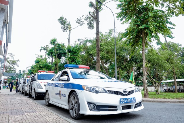 Cần Thơ: Cuộc vận chuyển 2.000km mang sự sống cho người chờ ghép tạng- Ảnh 2. Cần Thơ: Cuộc vận chuyển 2.000km mang sự sống cho người chờ ghép tạng- Ảnh 2.