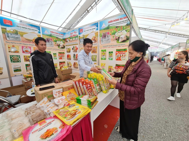 Hưng Yên: Kết nối cung cầu khu vực Đồng bằng Bắc Bộ năm 2025- Ảnh 4. Hưng Yên: Kết nối cung cầu khu vực Đồng bằng Bắc Bộ năm 2025- Ảnh 4.