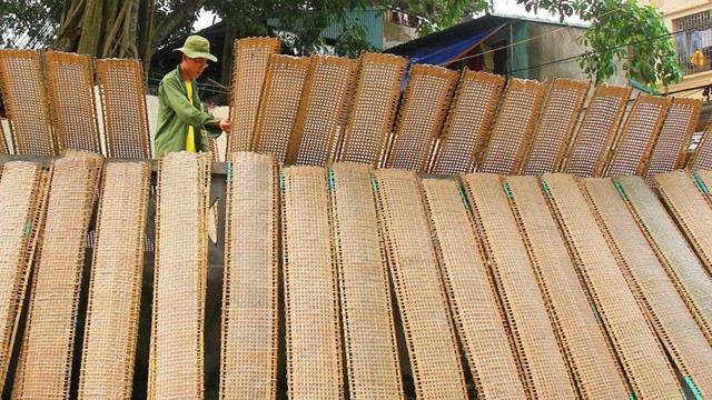 Bánh Đa Nem Thổ Hà: Từ sản vật xuất khẩu đến nỗi lo mai một- Ảnh 2.