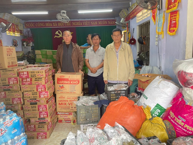 Người hơn một thập kỷ đi qua những vùng lũ và triết lí sống giản dị- Ảnh 7.