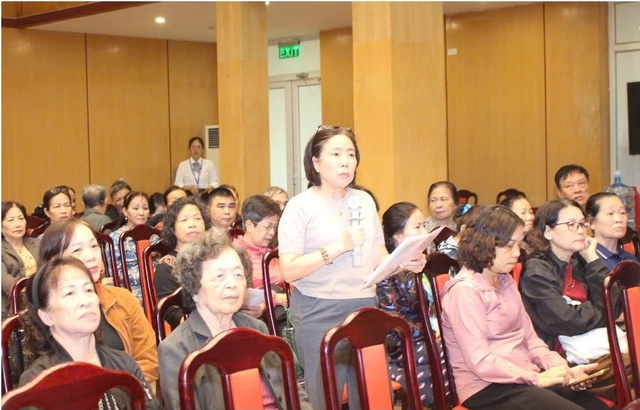 Cử tri phường Hai Bà Trưng: Kiến nghị nhiều vấn đề về công tác đảm bảo vệ sinh môi trường- Ảnh 3.