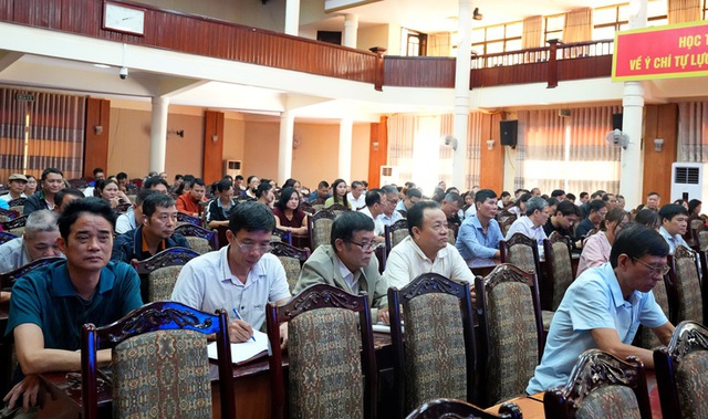 Sơn Tây: Tập huấn kỹ năng chuyển đổi số cho hơn 300 đại biểu- Ảnh 2. Sơn Tây: Tập huấn kỹ năng chuyển đổi số cho hơn 300 đại biểu- Ảnh 2.