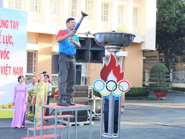 TP.HCM: Hơn 2.000 vận động viên không chuyên dự đại hội TDTT liên 5 phường năm 2025- Ảnh 2. TP.HCM: Hơn 2.000 vận động viên không chuyên dự đại hội TDTT liên 5 phường năm 2025- Ảnh 2.