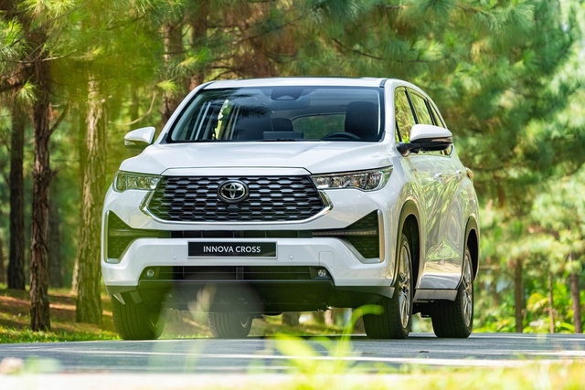 Nhiều hãng xe đẩy mạnh lắp ráp xe hybrid tại Việt Nam- Ảnh 1. Nhiều hãng xe đẩy mạnh lắp ráp xe hybrid tại Việt Nam- Ảnh 1.