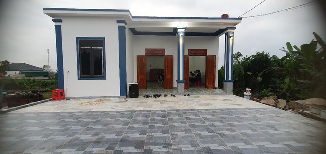 Nghệ An: Nhà báo Thái Quảng bàn giao nhà Đại đoàn kết- Ảnh 5. Nghệ An: Nhà báo Thái Quảng bàn giao nhà Đại đoàn kết- Ảnh 5.