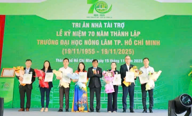 Trường Đại học Nông Lâm TP.Hồ Chí Minh: Góp phần quan trọng vào phát triển nền nông nghiệp và kinh tế của đất nước
- Ảnh 3. Trường Đại học Nông Lâm TP.Hồ Chí Minh: Góp phần quan trọng vào phát triển nền nông nghiệp và kinh tế của đất nước
- Ảnh 3.