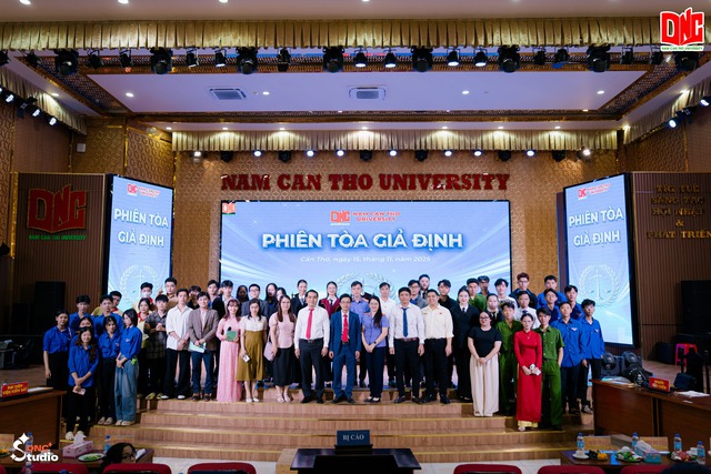 Sinh viên khoa Luật - Trường Đại Học Nam Cần Thơ tổ chức "Phiên toà giả định"- Ảnh 5. Sinh viên khoa Luật - Trường Đại Học Nam Cần Thơ tổ chức "Phiên toà giả định"- Ảnh 5.