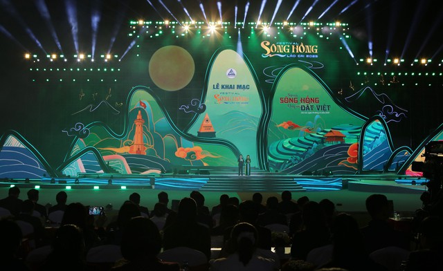 Festival Sông Hồng - Lào Cai 2025: Nơi con sông Hồng chảy vào đất Việt- Ảnh 1. Festival Sông Hồng - Lào Cai 2025: Nơi con sông Hồng chảy vào đất Việt- Ảnh 1.