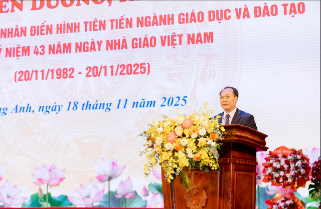 Đông Anh: Tuyên dương điển hình tiên tiến năm học 2024-2025- Ảnh 5.