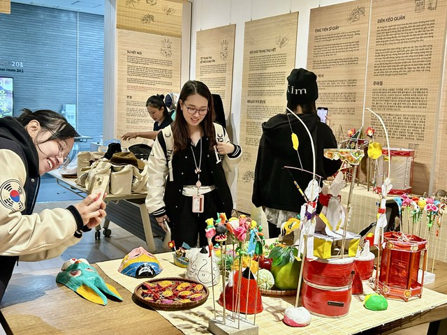 Quảng bá sự sáng tạo và sức sống bền bỉ của văn hóa Việt tại Hàn Quốc- Ảnh 4.