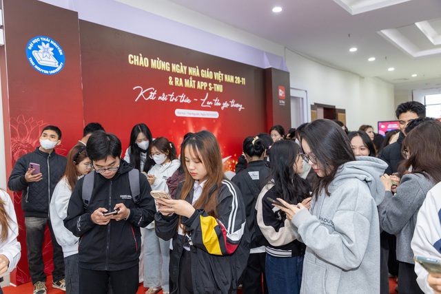 Ngày Nhà giáo Việt Nam 20/11: Đại học Thái Nguyên ra mắt ứng dụng "Sinh viên Số – S-TNU" 
- Ảnh 5.