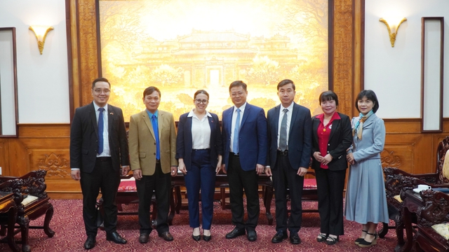 Thành phố Huế: Lãnh đạo UBND thành phố tiếp Tổng Lãnh sự Cộng hòa Cuba tại TP. Hồ Chí Minh- Ảnh 2.