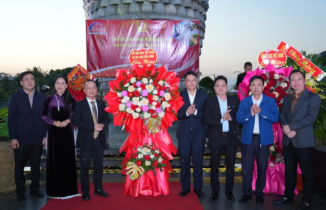 Bắc Ninh: Trao chứng nhận “Không gian Di sản Văn hóa” cho Khu du lịch Đông Đô Village- Ảnh 2. Bắc Ninh: Trao chứng nhận “Không gian Di sản Văn hóa” cho Khu du lịch Đông Đô Village- Ảnh 2.